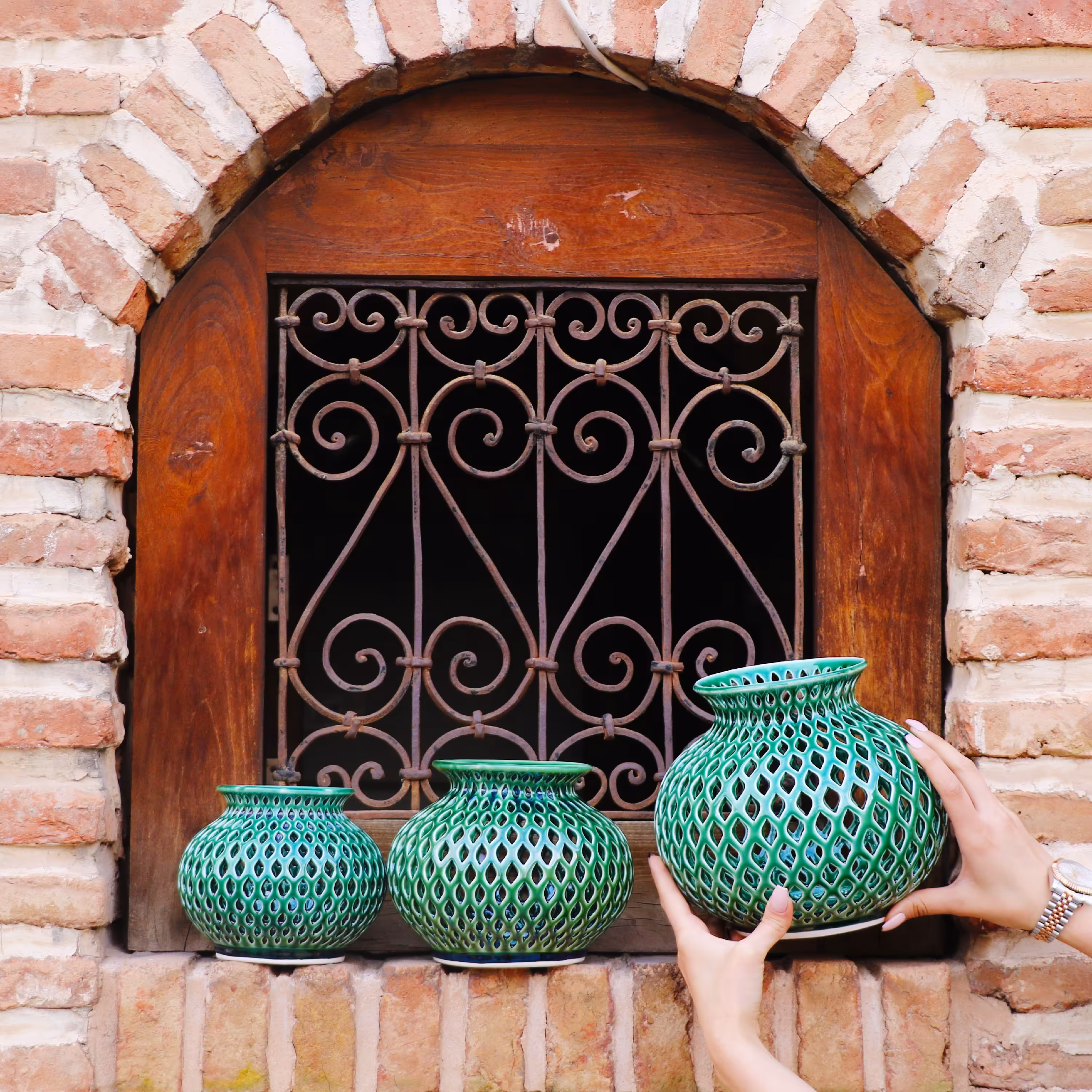 گلدان تمام مشبک سرامیکی لوزی ( سایز کوچیک ) 