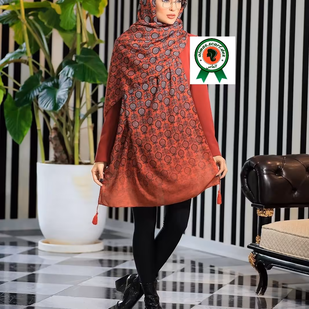 شال طرح انار قرمز رنگ ،قواره بزرگ،2 * 75،جنس نخی ،ایستایی عالی،لیز نمیخورد،منگوله دار،دربسته بندی شیک تقدیم میشود