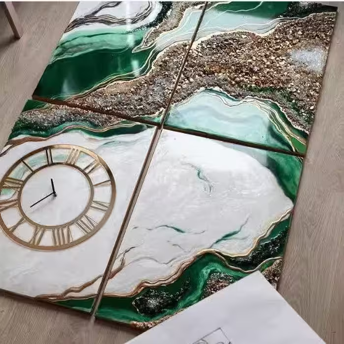 تابلو ساعت رزین و کریسکتال 4 تکه سایز هرکدوم از تابلوها 40در30  مدل GC1