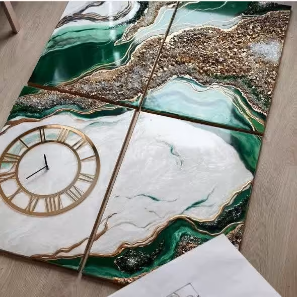 تابلو ساعت رزین و کریسکتال 4 تکه سایز هرکدوم از تابلوها 40در30  مدل GC1
