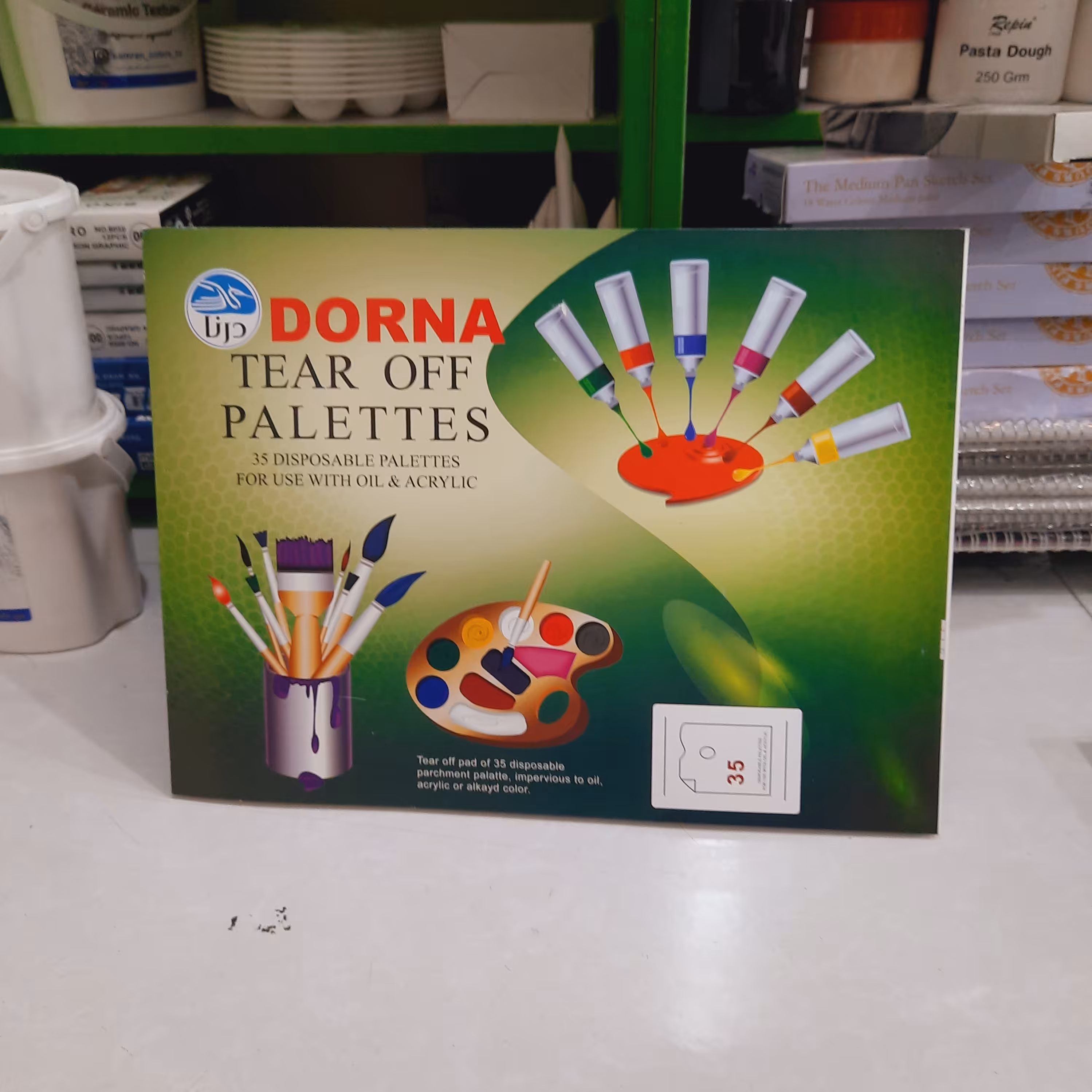 پالت رنگ یکبار مصرف درنا