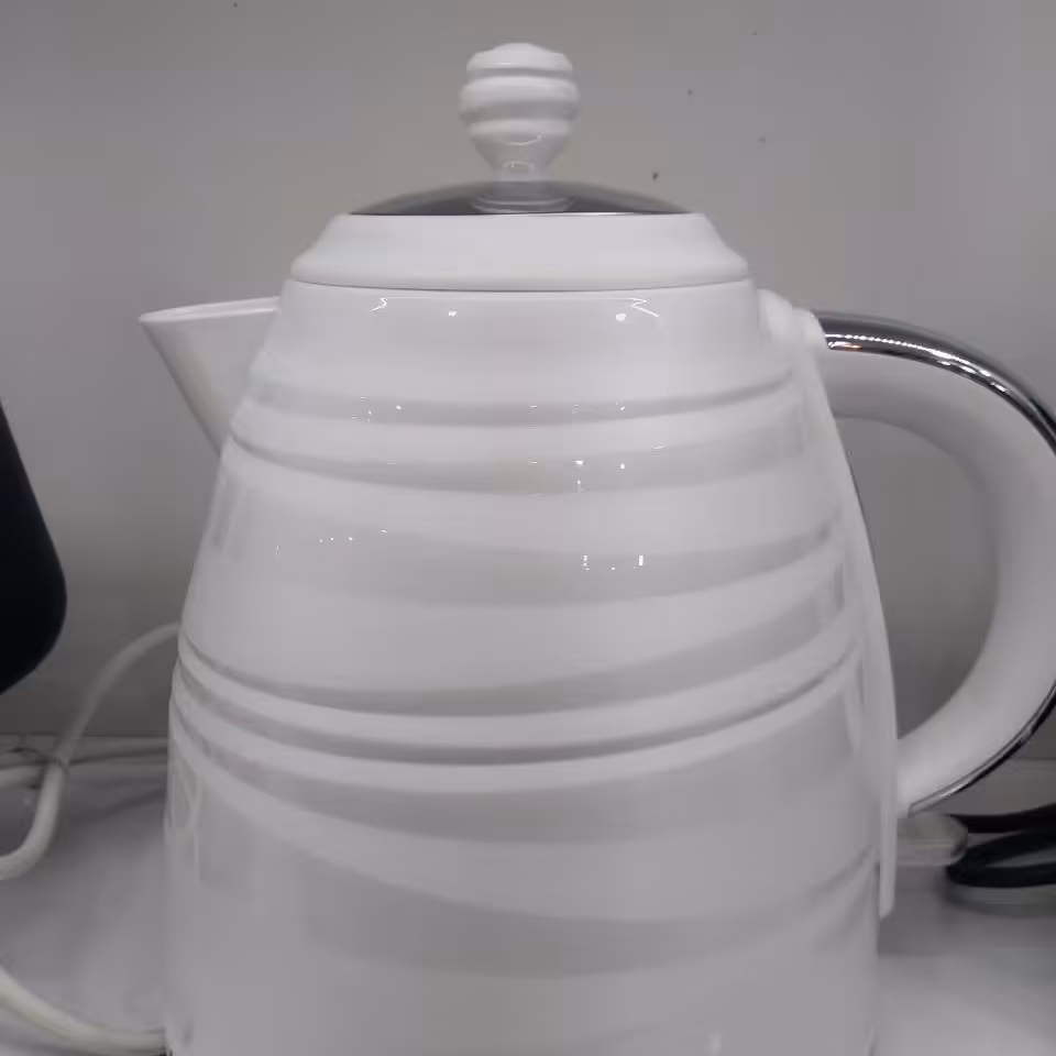 کتری برقی رومانتیک هوم1/7 لیتری مدل wk350  