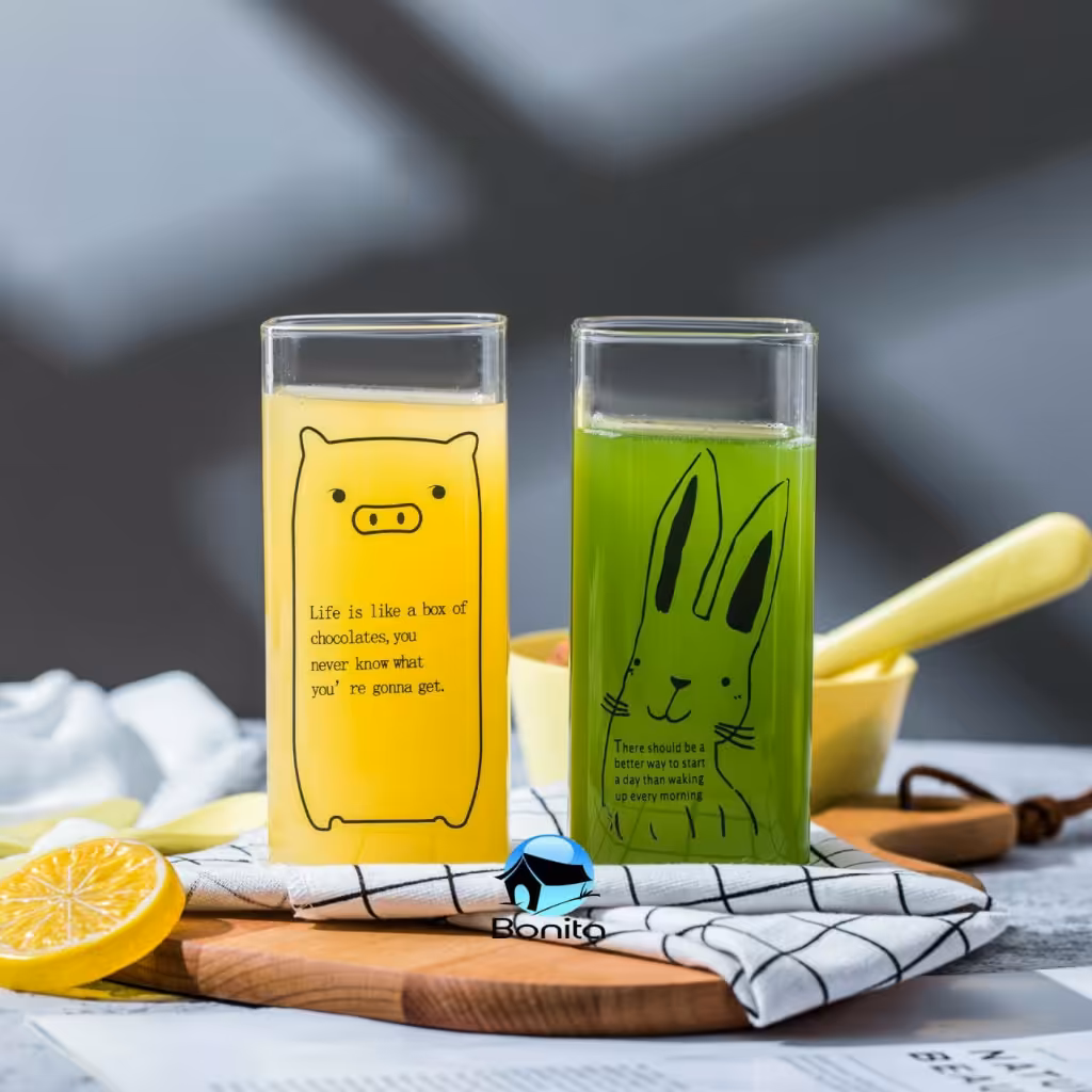 لیوان ماگ تکی سایز بزرگ  200میل کریستال اصل میباشد وارداتی هستش و حتی شعله مستقیم میتونید روی گاز بزارید 