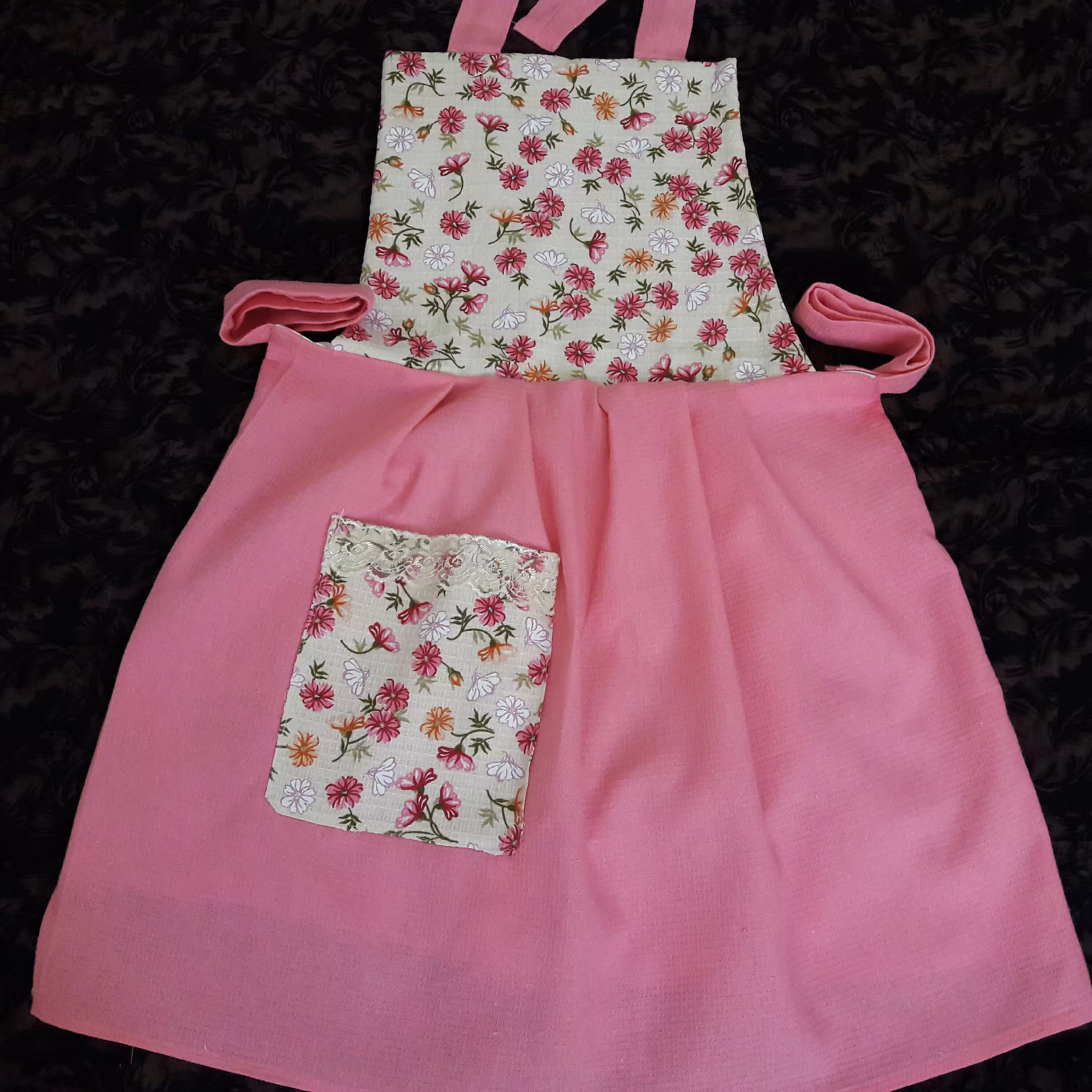 پیشبند آشپزخانه مدل دامن دار