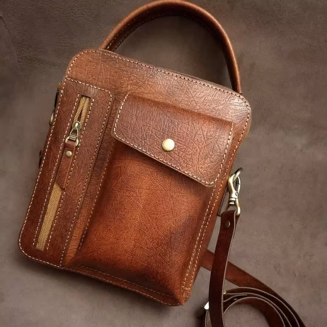 کیف دوشی چرم گاوی دست دوز