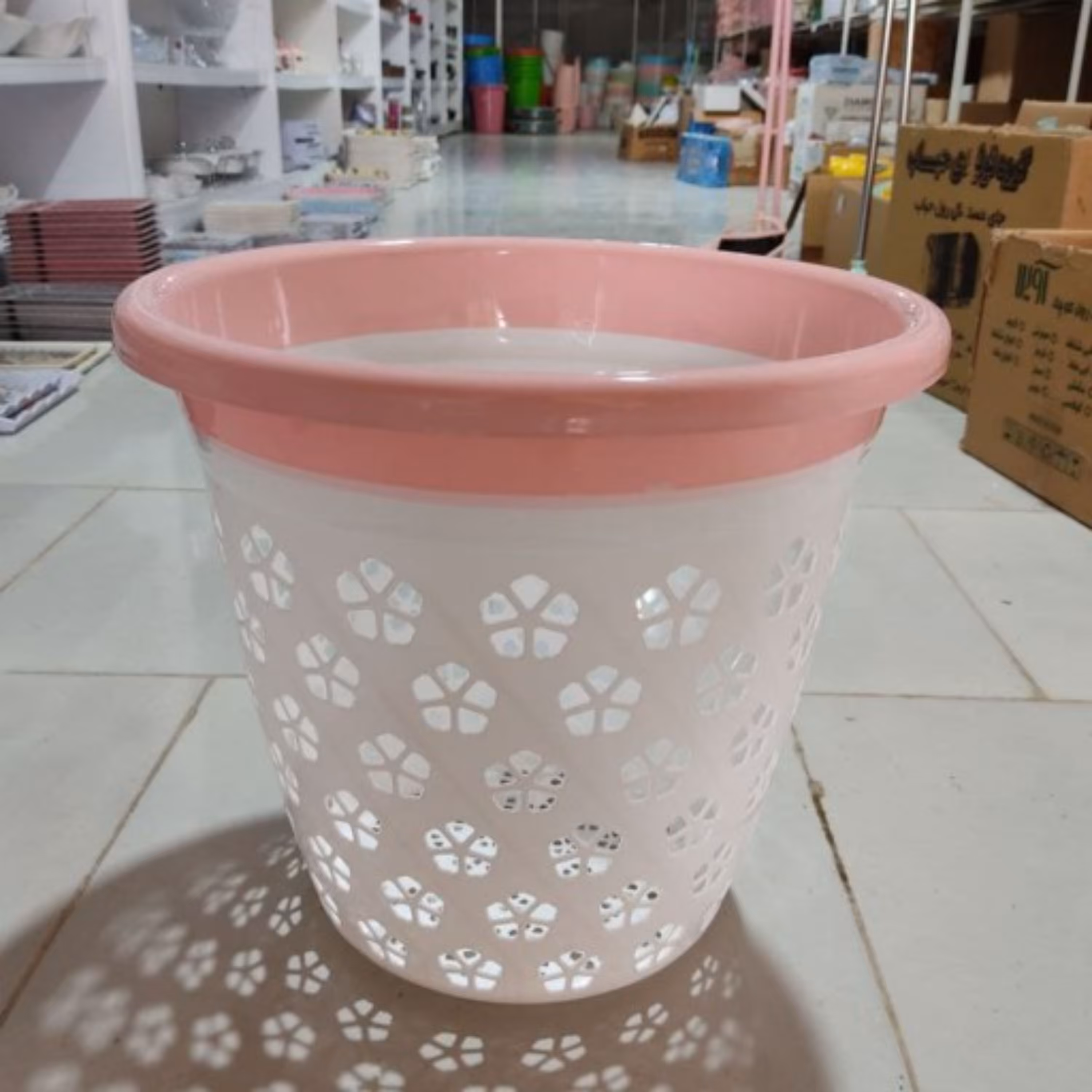 سبدلباس محصول برندمعتبر تسا گردترگل متوسط دورنگ مناسب برای اسباب بازی ولباس 