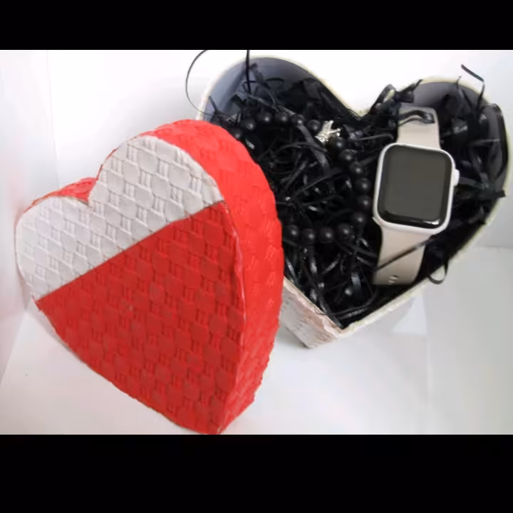 باکس کادو اقتصادی با ساعت اپل واچ و هارد باکس چرمی