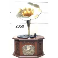 گرامافون رومیزی والتر مدل 2050