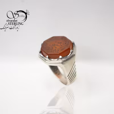 انگشتر نقره مردانه با سنگ عقیق شش ضلعی با ذکر حسین(ع) کد 5368