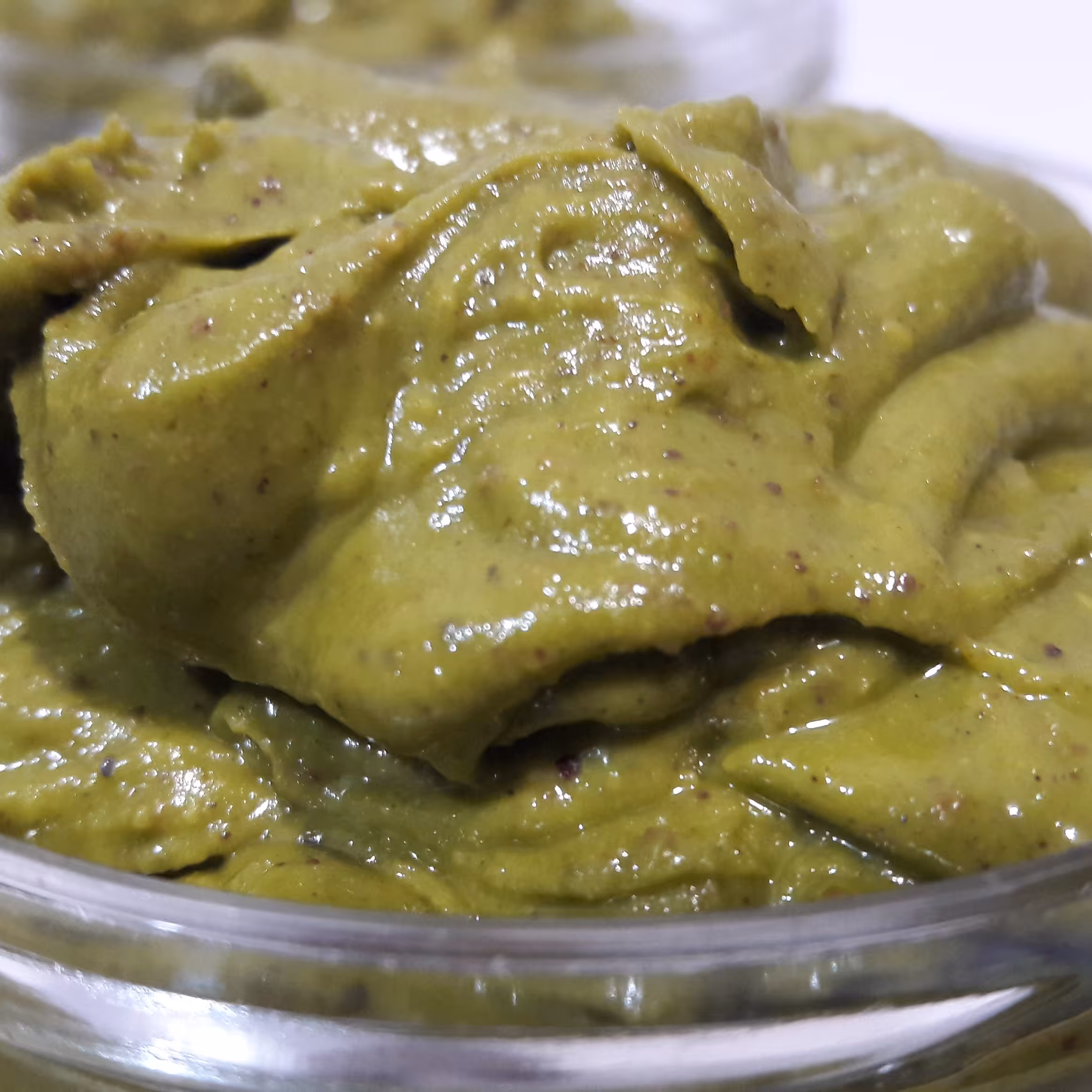 کره پسته شهمار 180 گرم(100درصد خالص و طبیعی - بسیار نرم و لطیف)