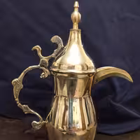 دله (قهوه  ساز) عربی برنجی  مخصوص استفاده مداوم 