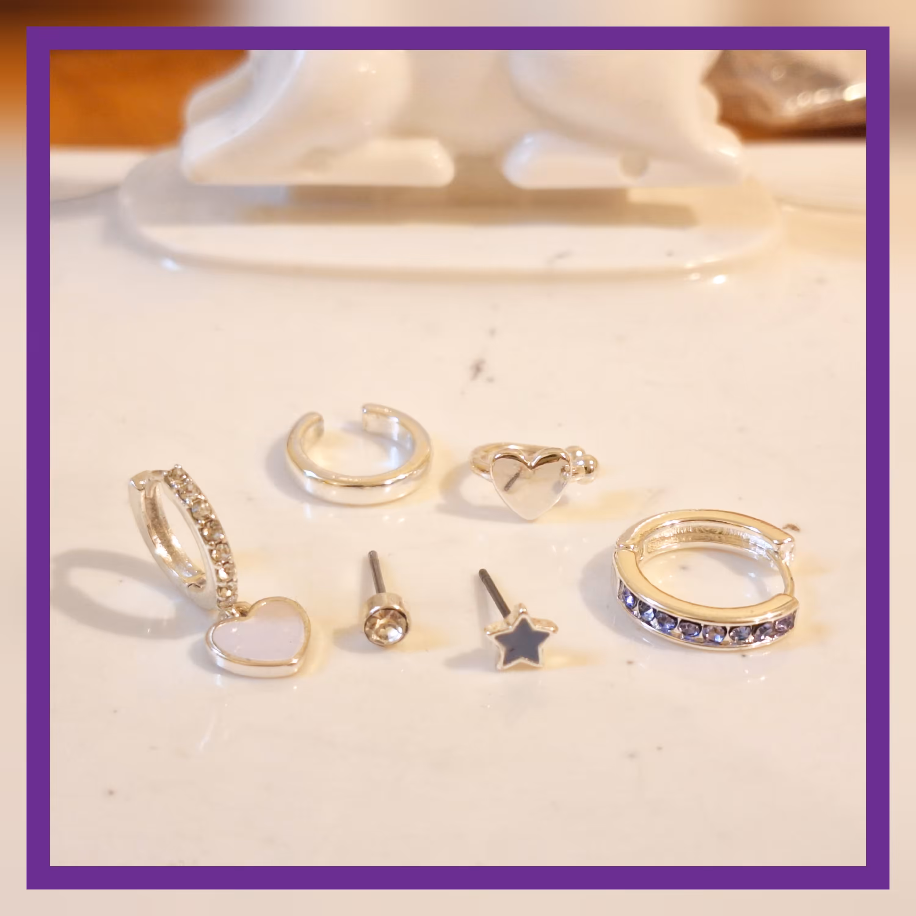 ست گوشواره  و ایرکاف روکش نقره نگیندار بنفش شامل 2 ایرکاف و 4 گوشواره تک برند اکسسوریز آلمانی کد I379