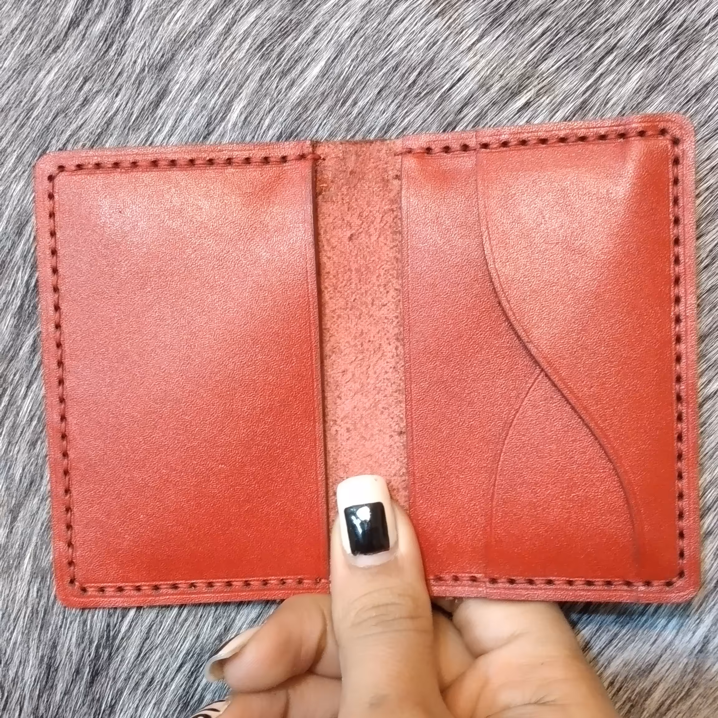 جاکارتی چرم دستدوز