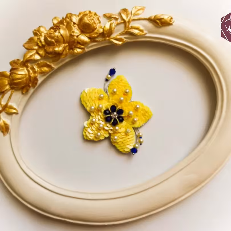 گل جواهردوزی