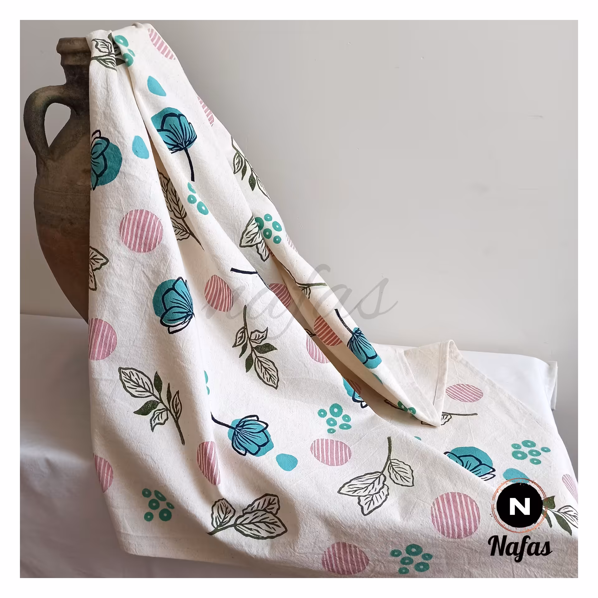 رومیزی طرح مینیمال