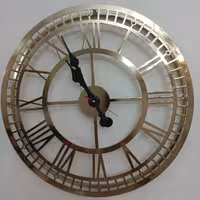 ساعت دیواری  مدل ساعت یونانی رنگ طلایی و سیلور  