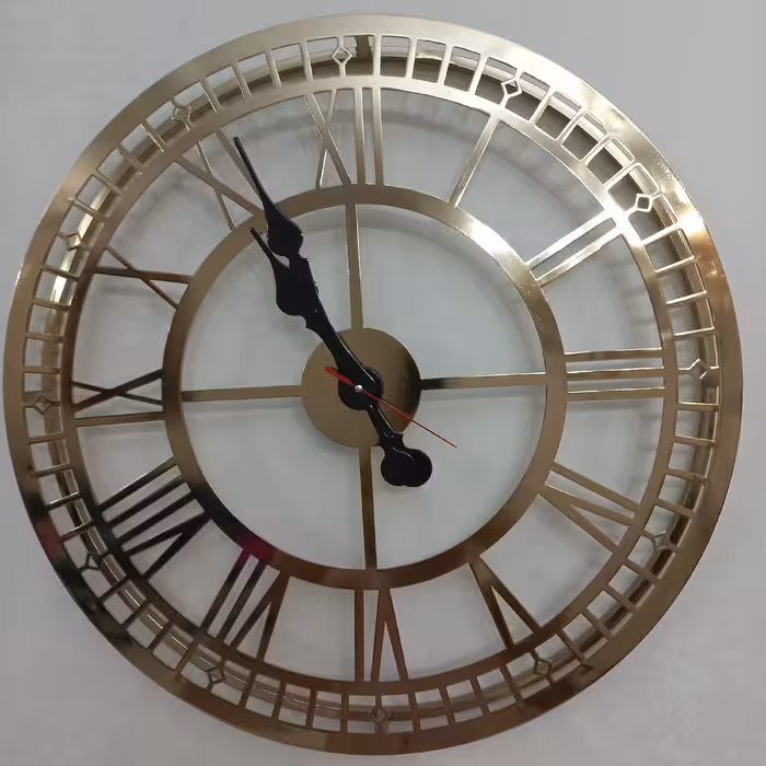 ساعت دیواری  مدل ساعت یونانی رنگ طلایی و سیلور  