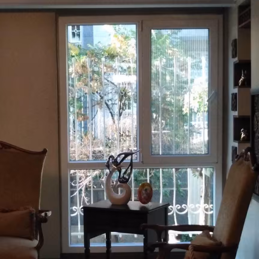 پنجره دوجداره upvc توری