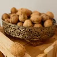 خشکبارنازگل 
گردوی عالی ودرجه یک