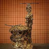 میز تلفن و دکوری دختر گلفروش دو شیشه آبکاری طلا عالیجناب | amazonchi