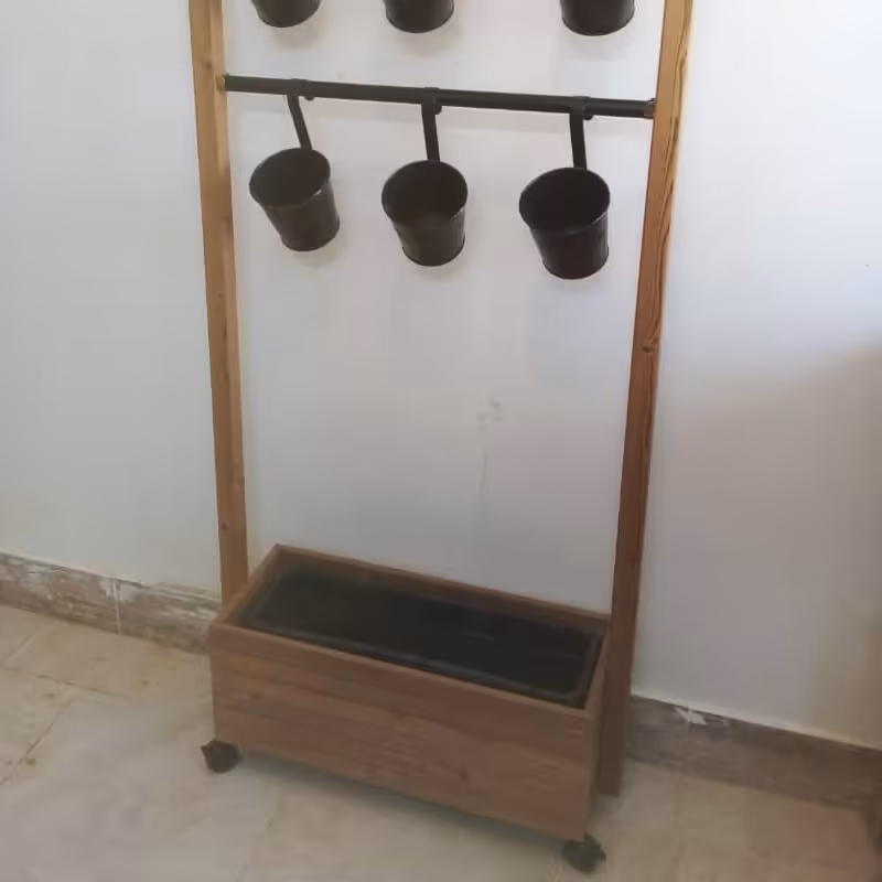 استند چوبی گلدان مدل آمستردام