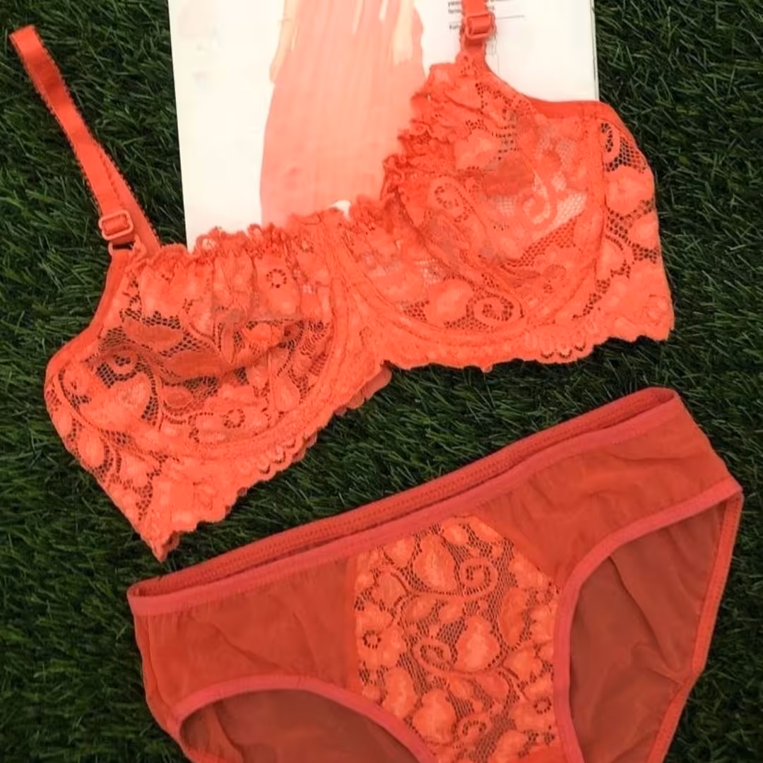 ست لباس زیر تمام دانتل گلبهی سایز 90