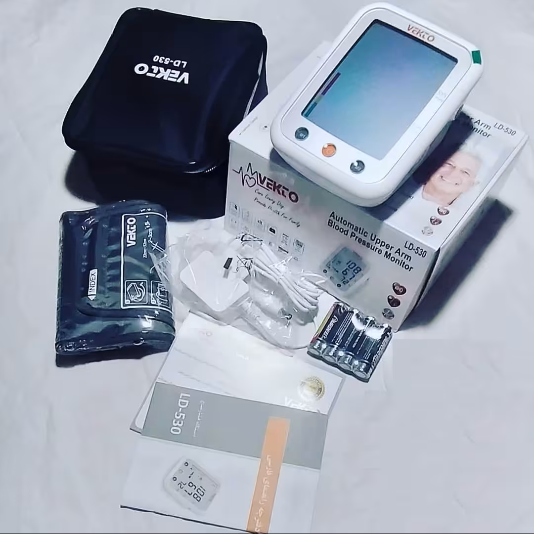 فشارسنج دیجیتالی بازویی (سخنگو) وکتو مدل LD530 ضمانت نامه یک ساله شرکت