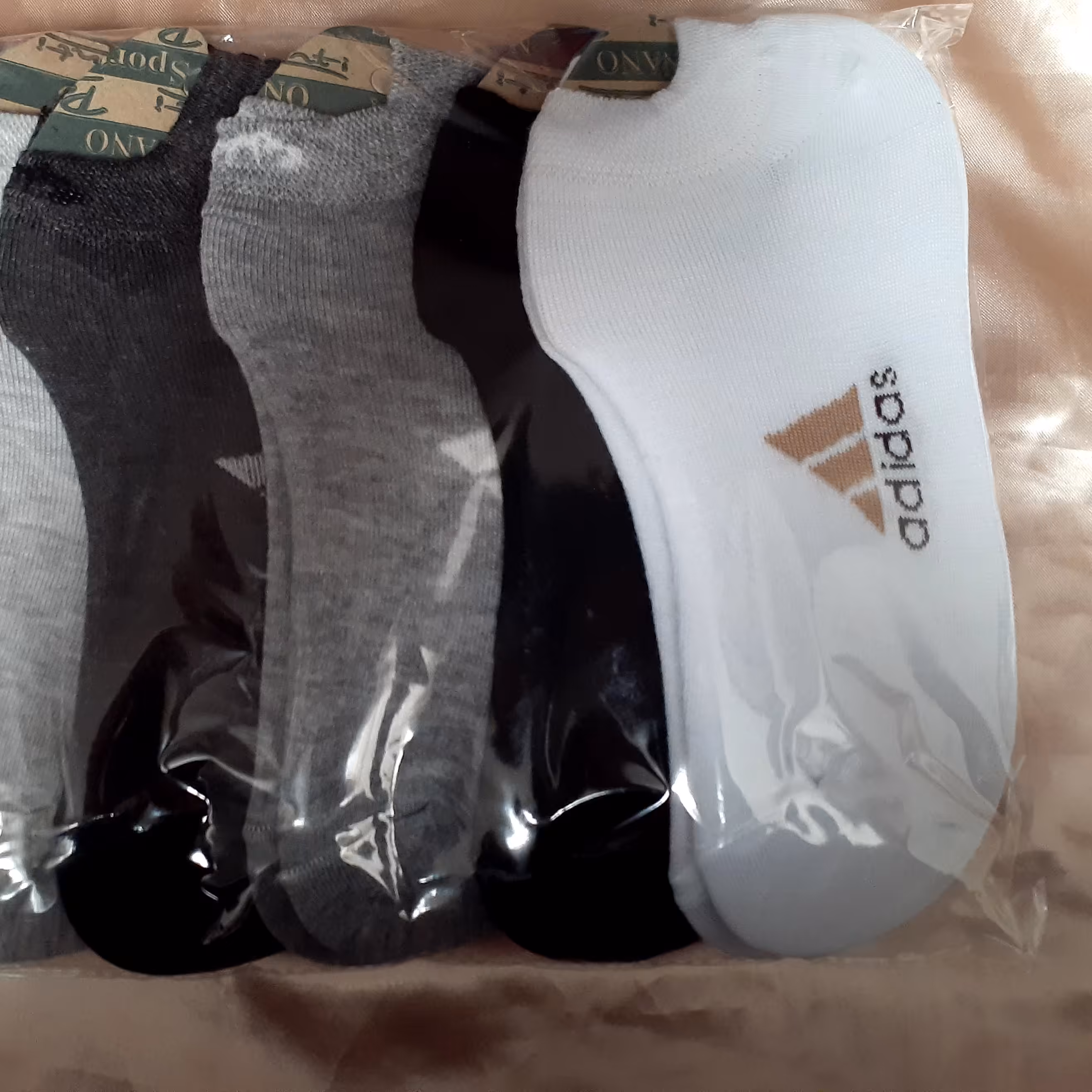 جوراب مچی کارتی