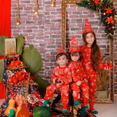 بلوزوشلوارمخمل اسپورت بابانوئل