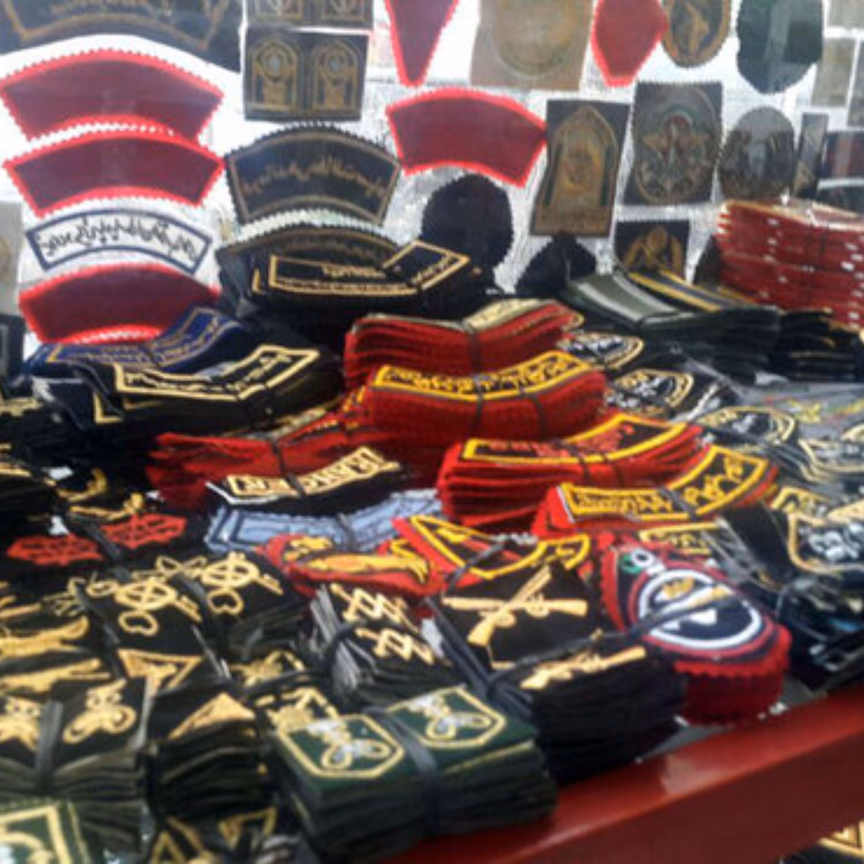 آرم وعلایم برجسته نظامی کلیه ارگان ها