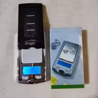 ترازو دیجیتال 200 گرمی طرح ریموت ، جیبی .