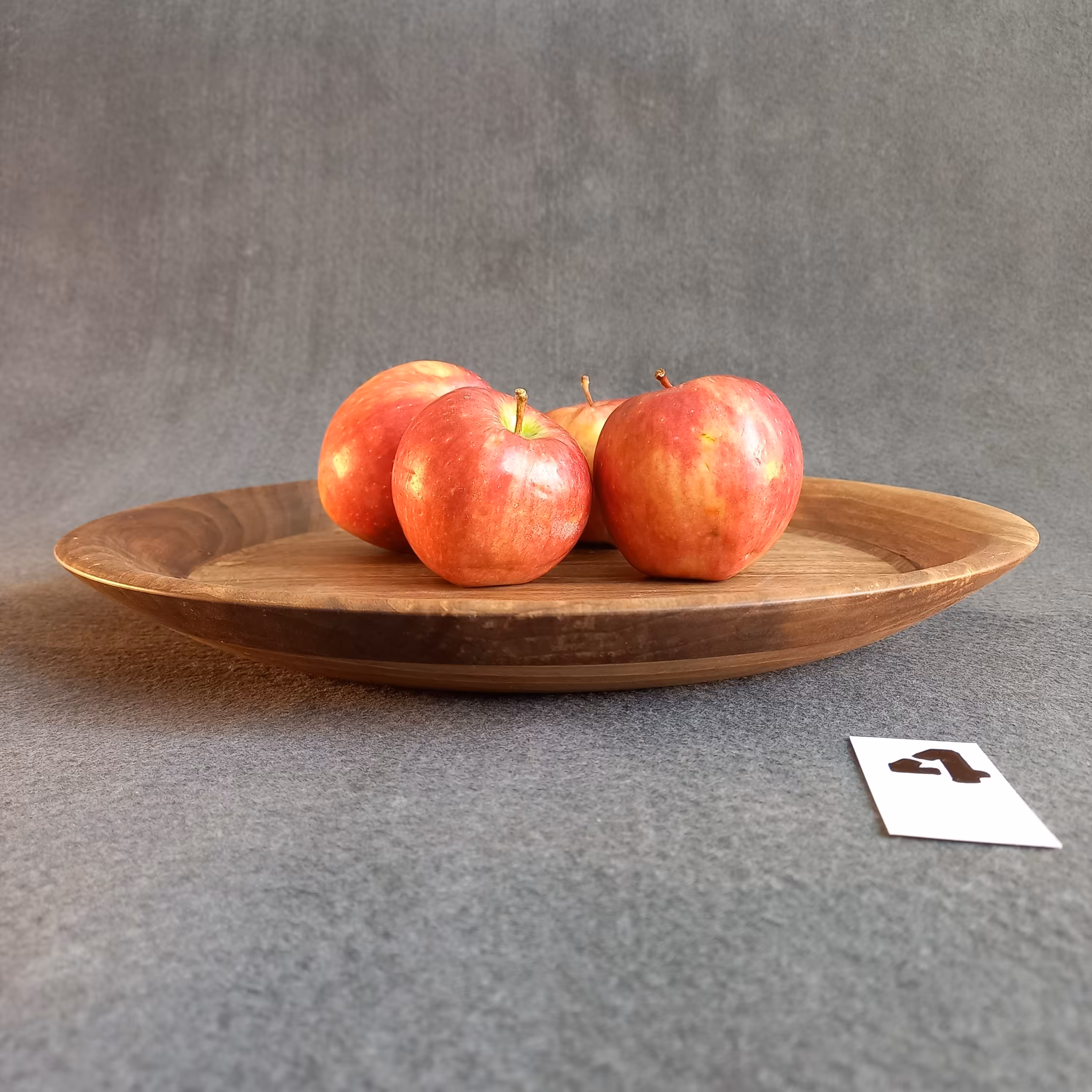 دیس چوبی  قطر 35سانت و ارتفاع 4 سانت کد 04