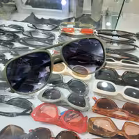 عینک دودی مردانه و زنانه اسپرت  سبک و راحت برند دولچه اند گابانا اورجینال ارسال رایگان فقط سبز