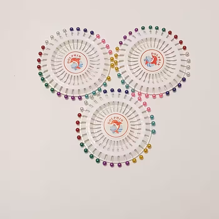 سوزن ته مرواریدی رنگی گرد دلفین