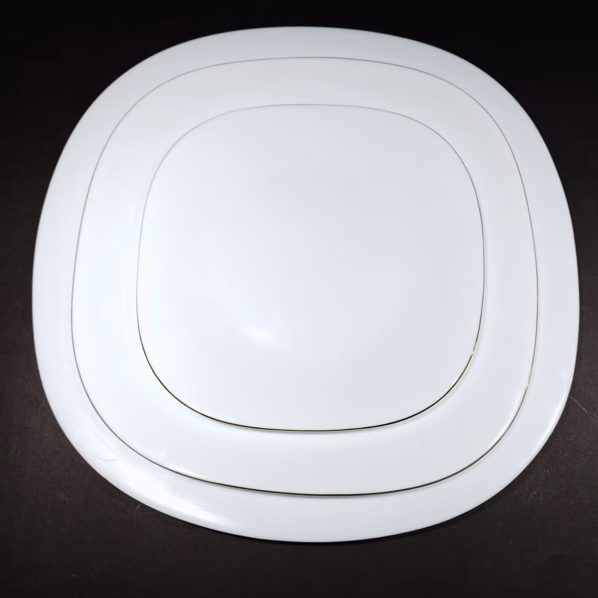 سرویس غذاخوری آرکوپال سفید لب طلایی 26 پارچه دینو مارک مقصود ارسال بصورت پس کرایه