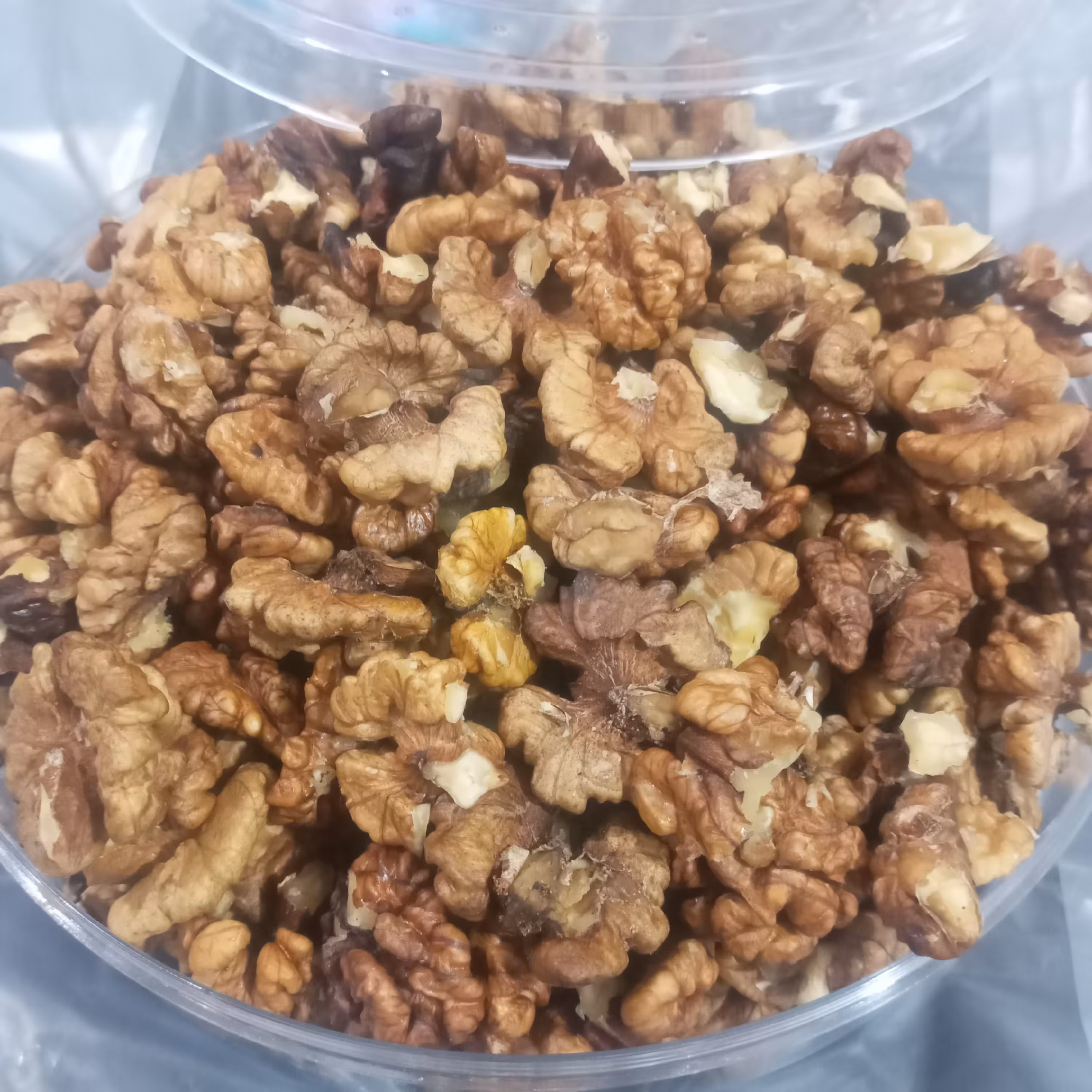 مغز گردوی خورشتی فسنجونی