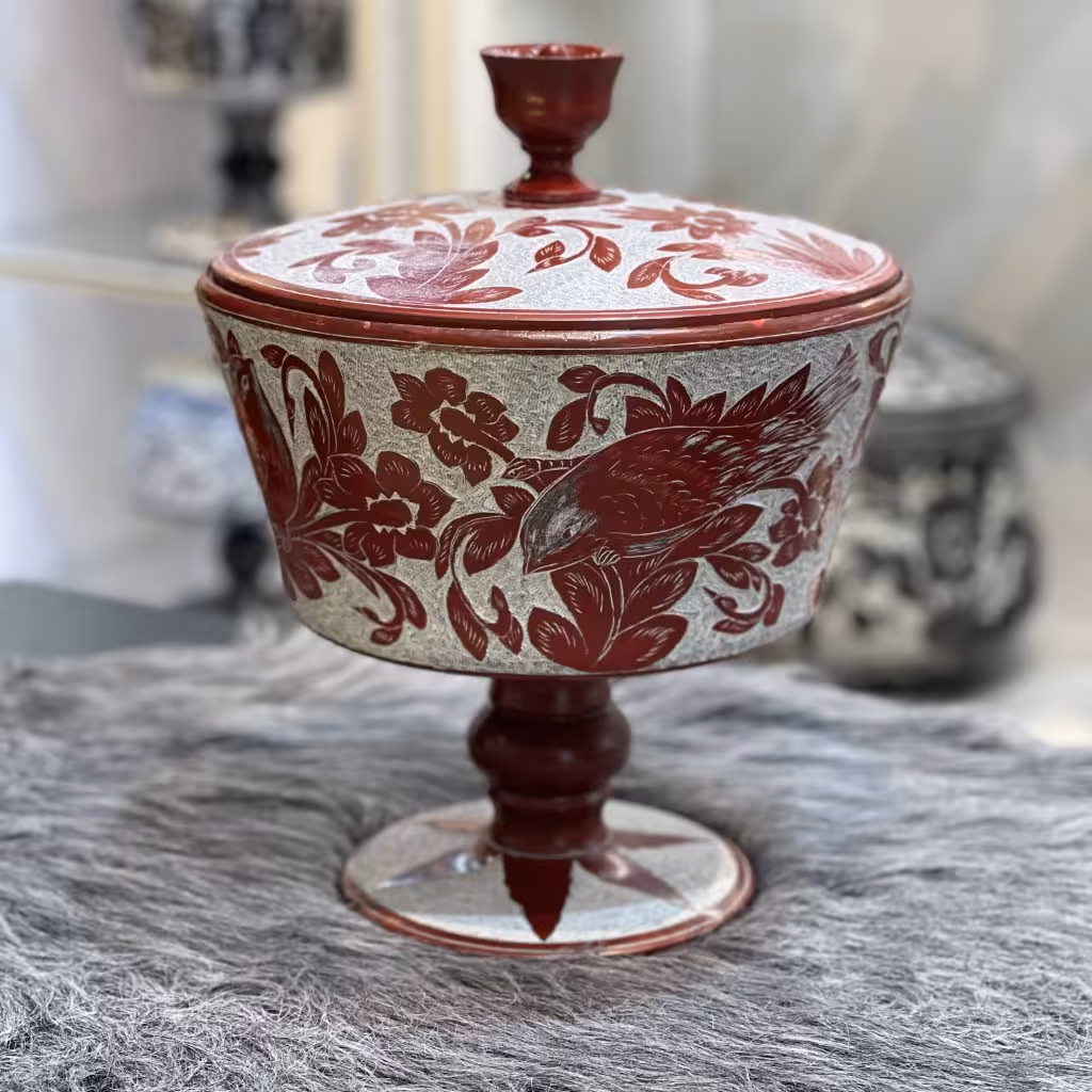 آجیل خوری پایه دار طرح گل مرغی