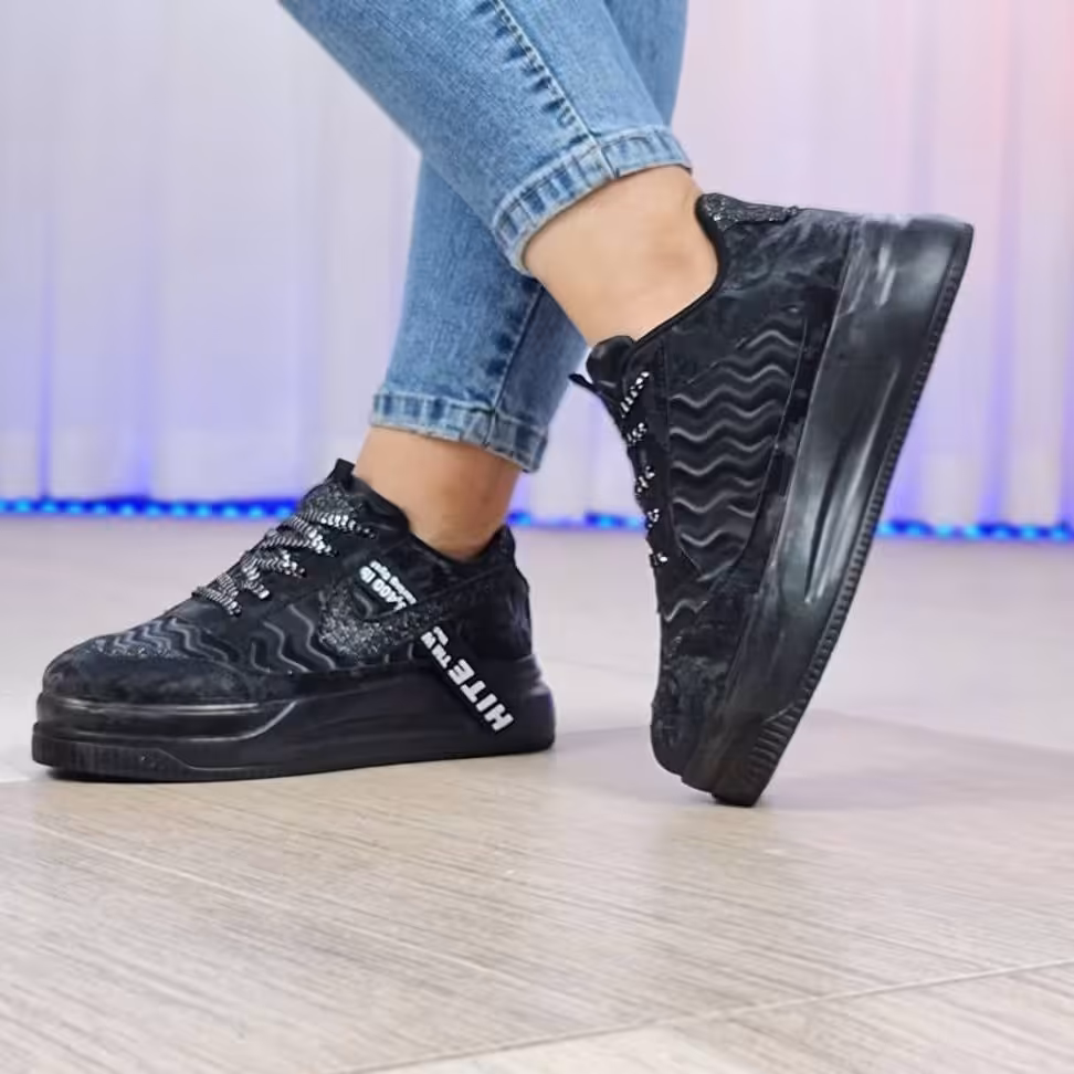 کفش کتانی زنانه نایک پتینه