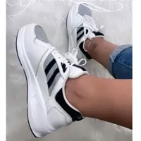  کتونی اسپرت  سفیددوخط نایس 