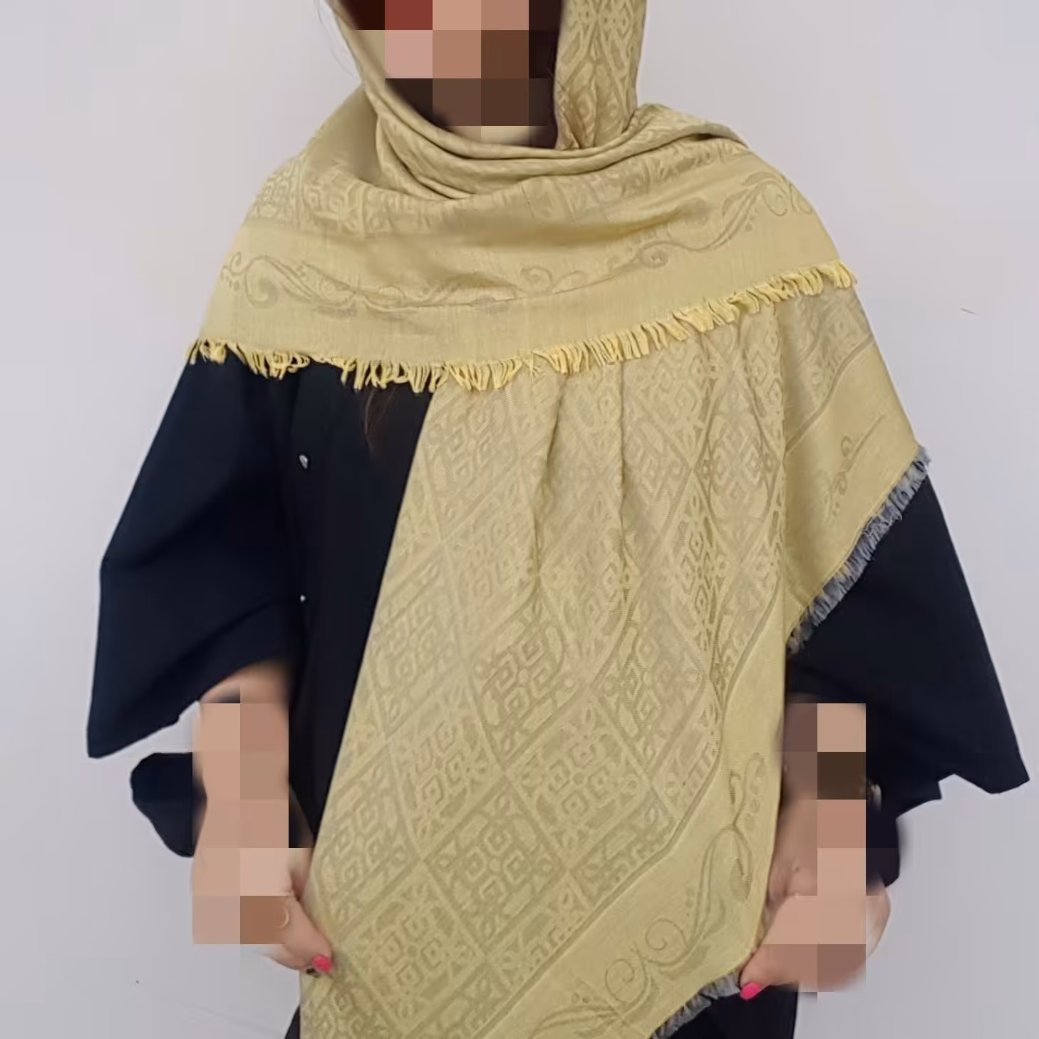 روسری نخی ابریشم،بسیار لطیف،سبک،رنگ مغز پسته ای