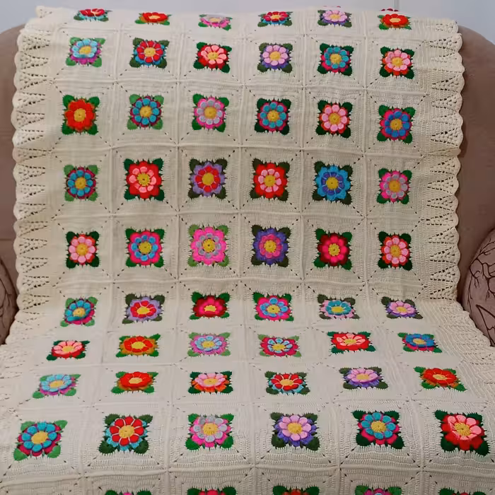 شال مبل یا رومبلی بافته شده با کاموای درجه یک و استفاده از رنگهای متنوع وشاد