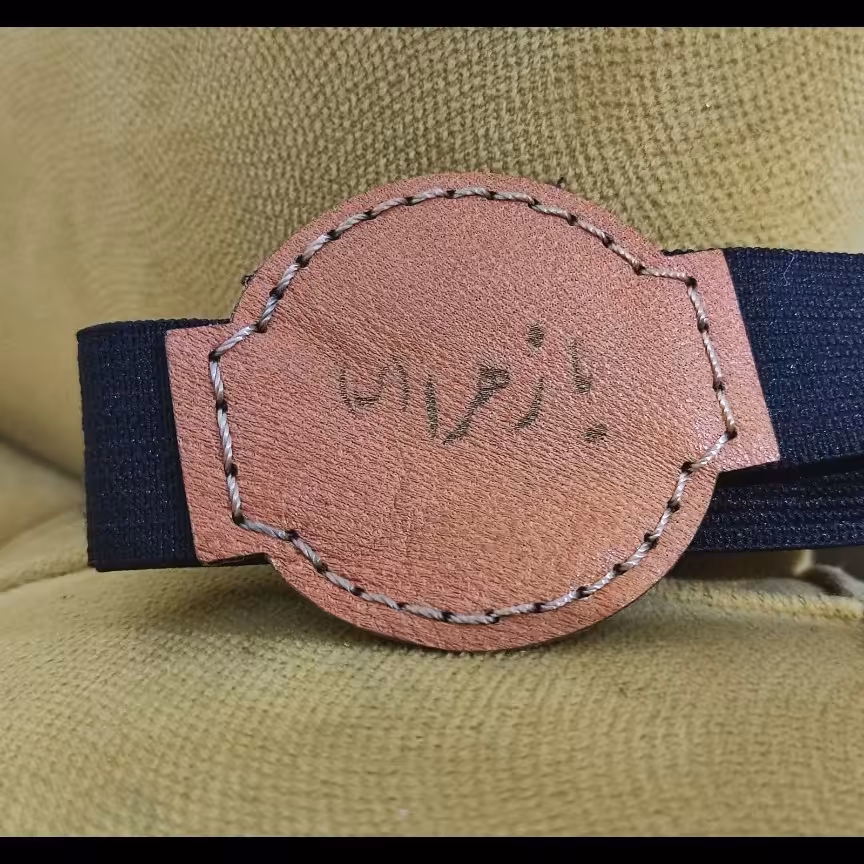 بازوبند چرمی با نوشته  یا زهرا(س)