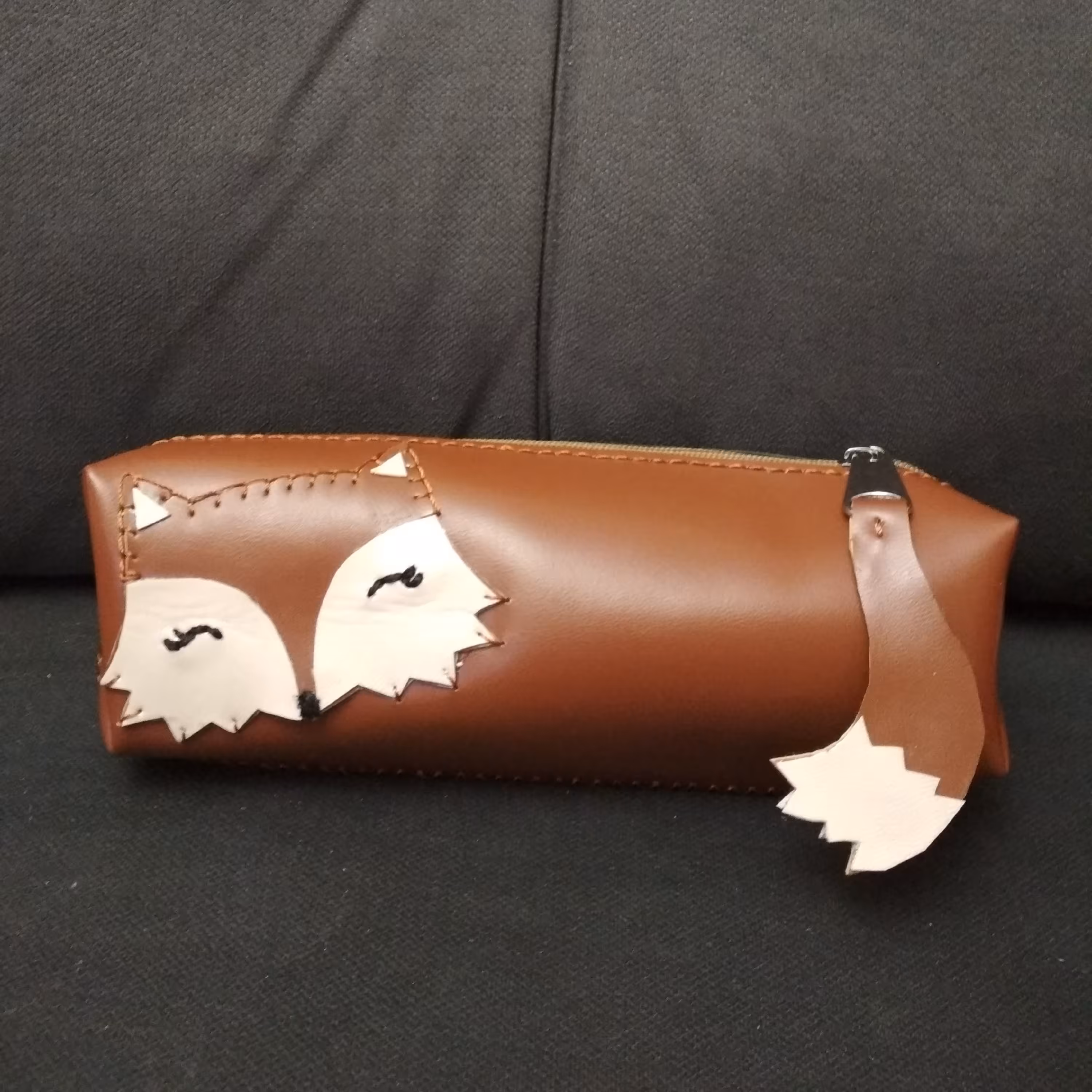 جامدادی چرم دست دوز مدل روباه