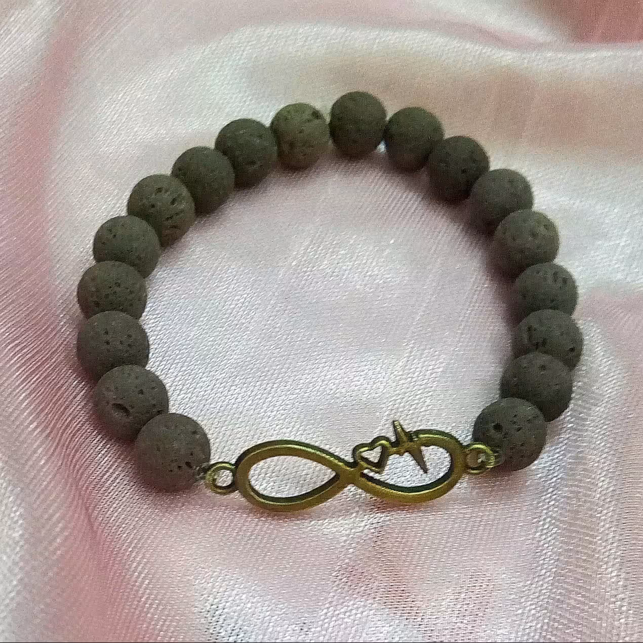 دستبند مهره‌ای 2