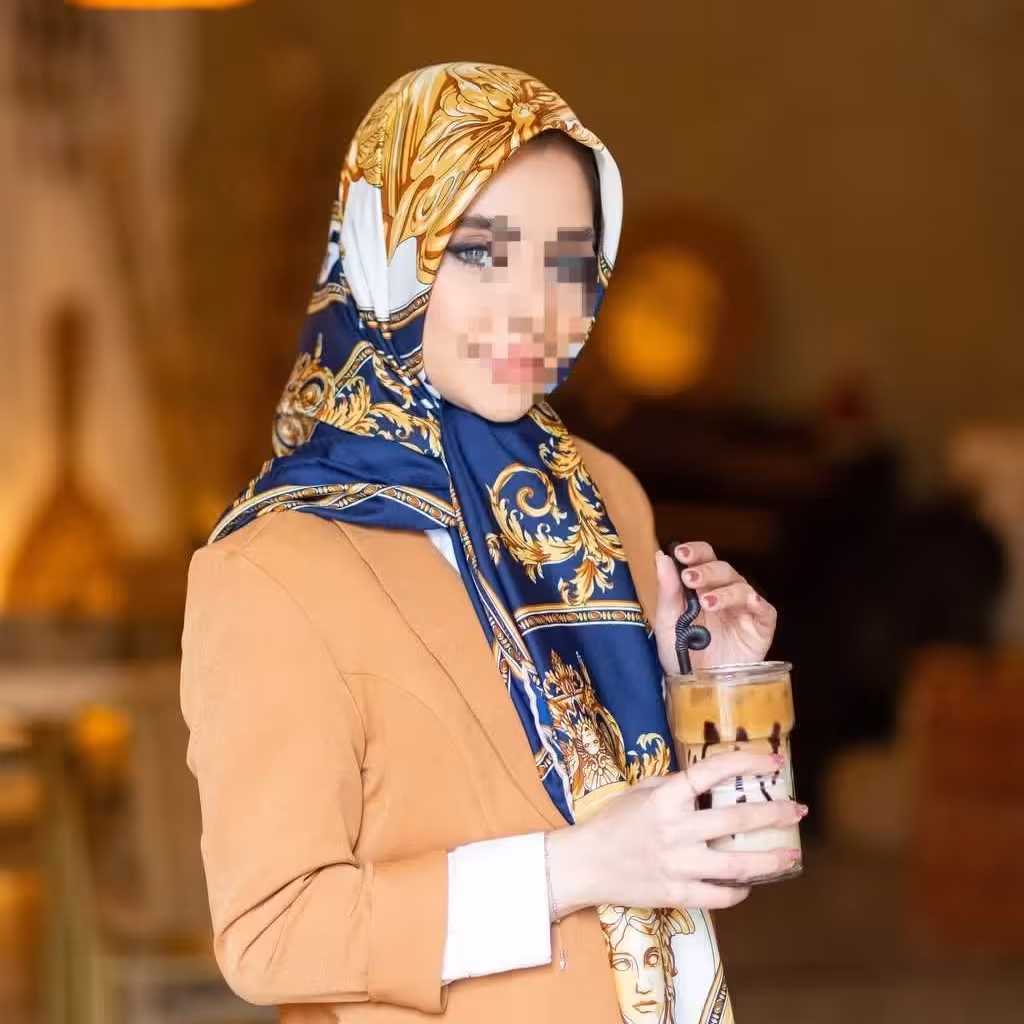 روسریروسری خوشگل ومجلسی
قواره140
ابریشم توییل
فوق العاده زیبا
پرزنمیشه
ایستایی عالی حتی زیرچادر