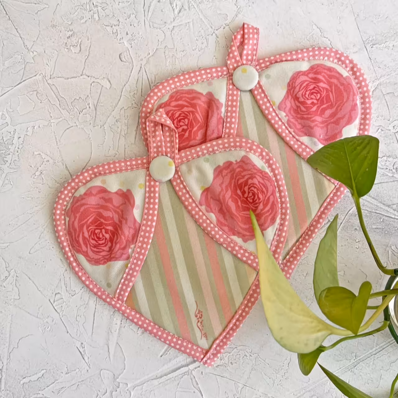 دستگیره قلبی مخمل نسوز مدل الین طرح 2