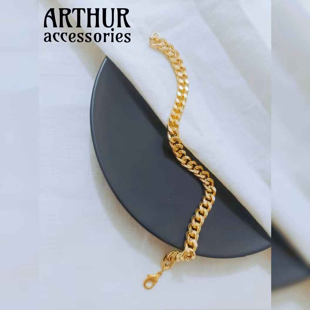 دستبند کارتیه (کارتیر)، رنگ طلایی، آبکاری استیل، ضد حساسیت، رنگ ثابت، مردانه و زنانه