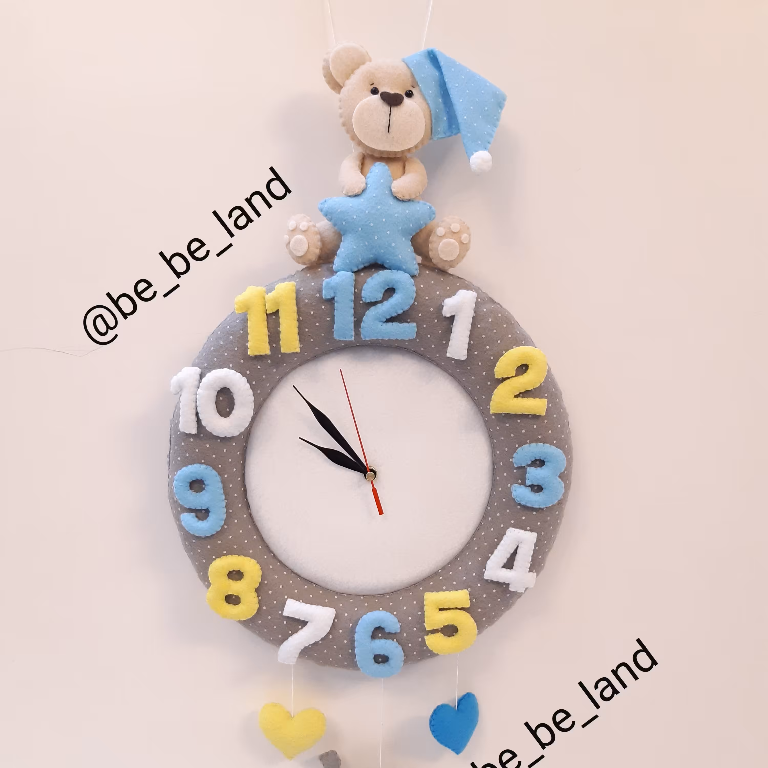 ساعت دیواری اتاق نوزاد و نوجوان