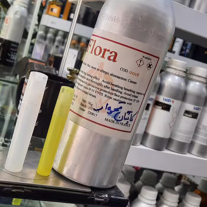 عطر کاپتان بلک قهوه ای