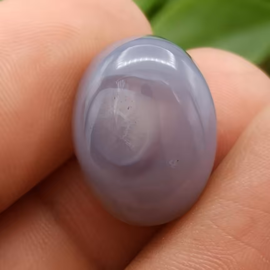 نگین عقیق کبود بابا قوری ژئودی دامله کاملا طبیعی و معدنی تراش دست بدون هرگونه رنگ شدگی